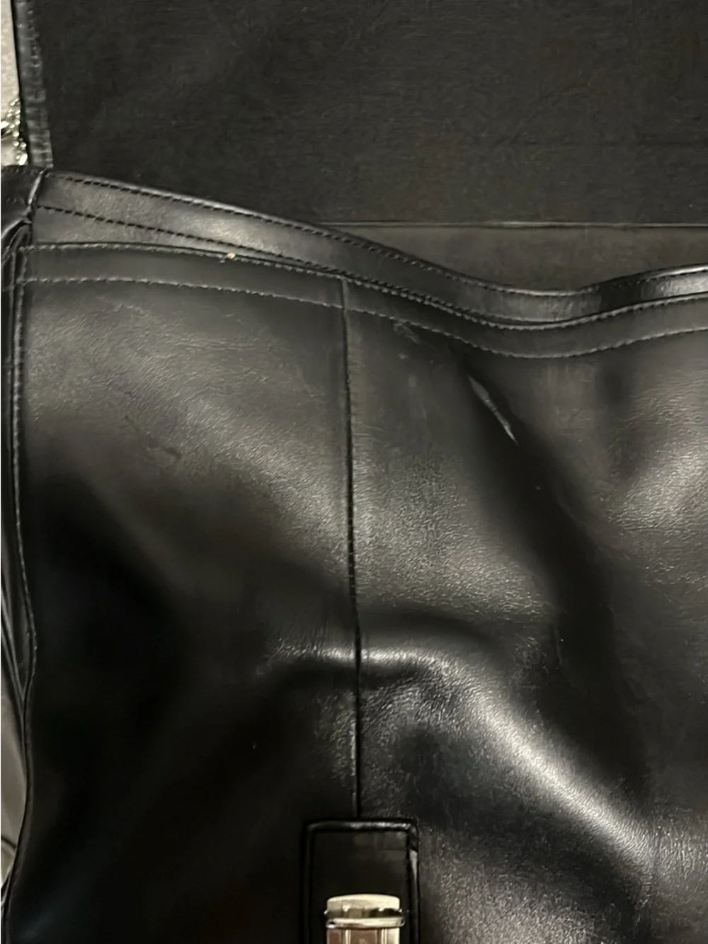 Black Men's Leather Messenger Bag - Classic Buckle Design
